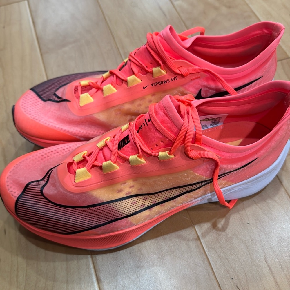 Nike Zoom Fly 3 Running Shoe Men’s size 10
